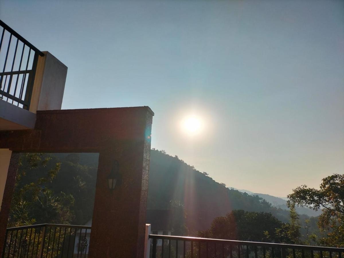 Coorg Vismaya Resort Madikeri Zewnętrze zdjęcie